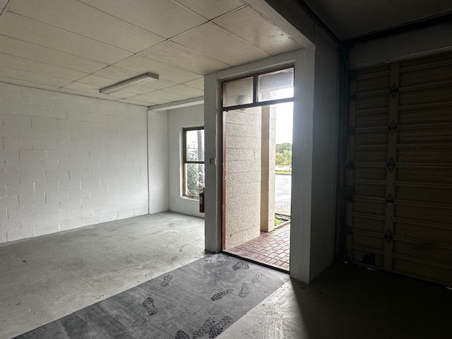 To Let Commercial Property for Rent in Ottery Western Cape